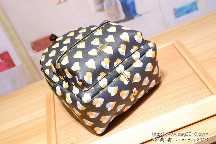 COACH蔻馳 25915 愛心款迷你背包 潮流時尚兼實用 出門出遊 必備單品 小巧可愛款  Chz1134